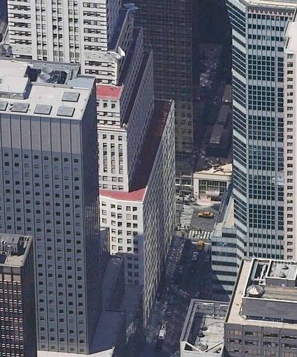 chrysler building: chrysler building -405 lexington av entrance